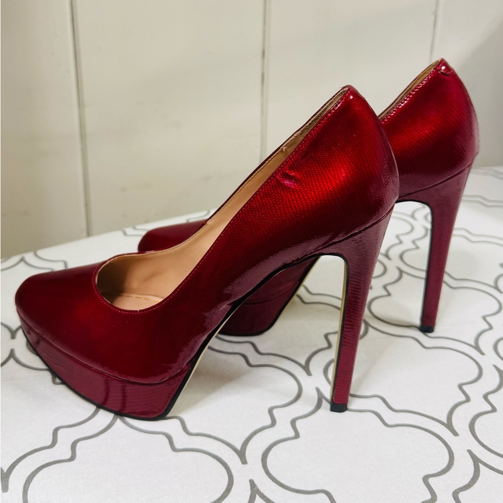 Enzo Angiolini Christmas shoes 7.5